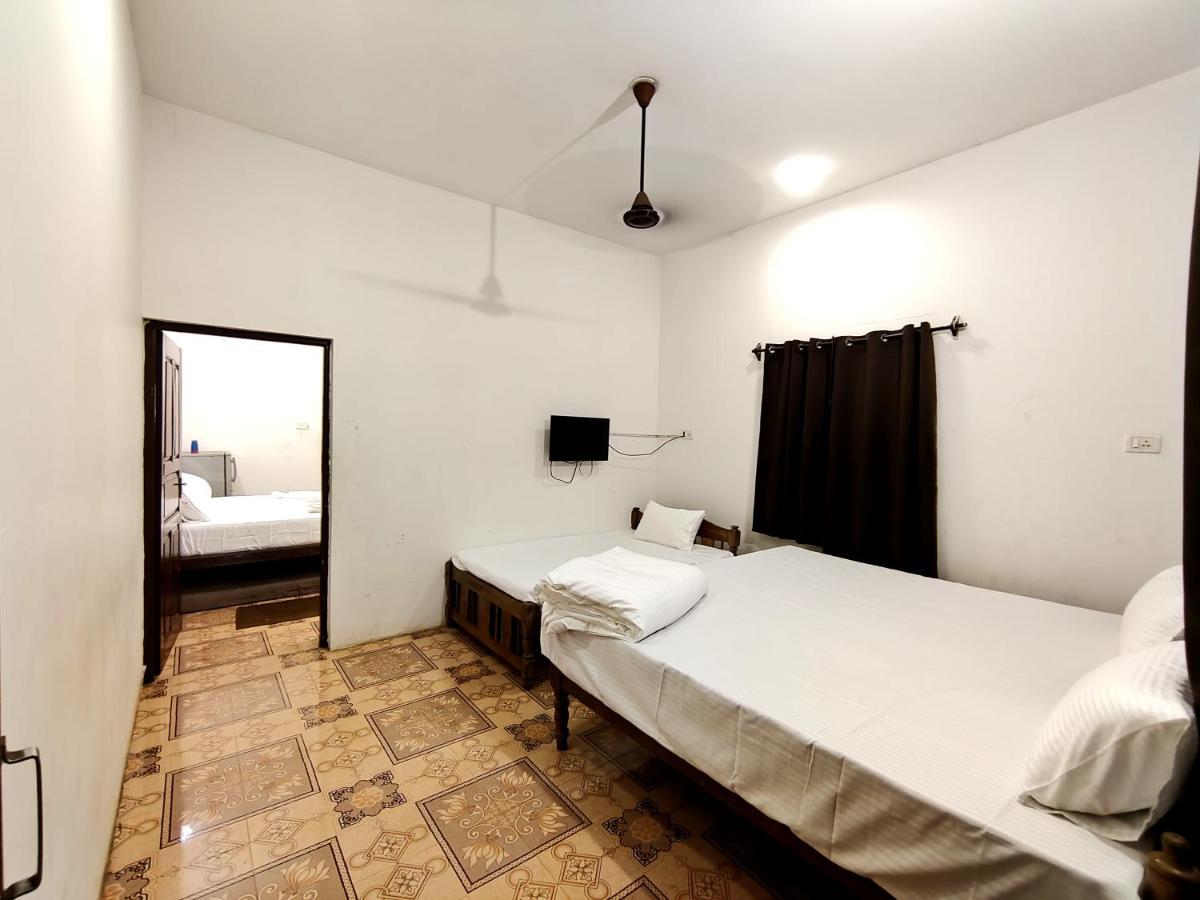 Calangute Turista Otel Dış mekan fotoğraf
